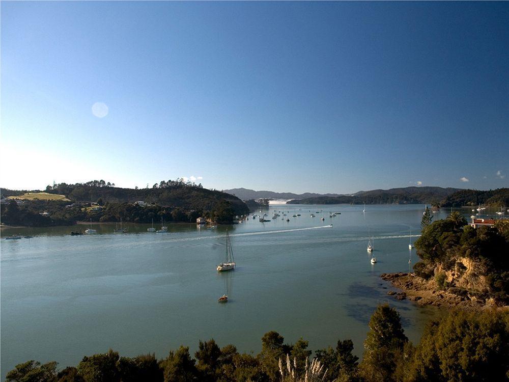 Cliff Edge By The Sea Villa Paihia Esterno foto